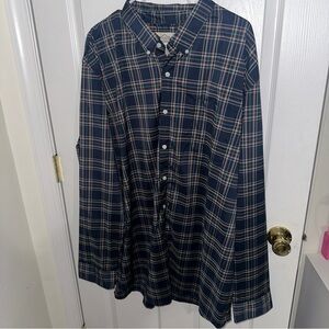 St. John's Bay Men’s Navy and Red Plaid Button Down Shirt